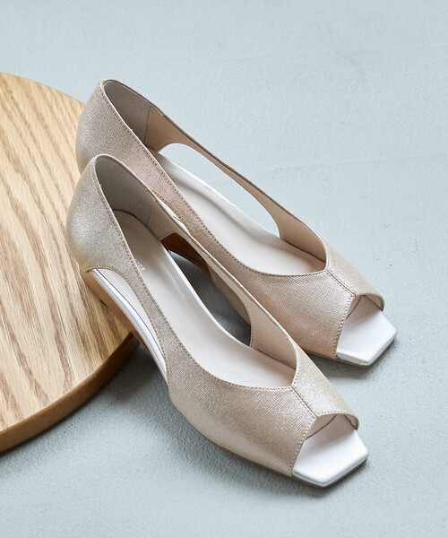 春セール★新品Au Bannisterオープントゥ37 Au BANNISTER（オゥ バニスター） ヒールサンダル 37 イエロー