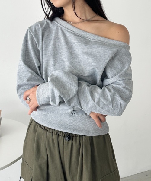CLEA トレーナー スウェット ワンショルダースウェットトップス