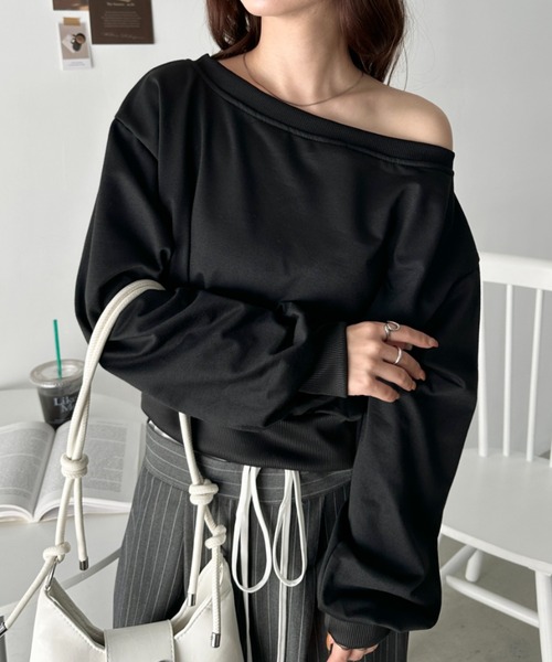 CLEA トレーナー スウェット ワンショルダースウェットトップス