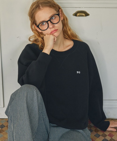 MONO-MART（モノマート） ニット セーター ナンバリング刺繍