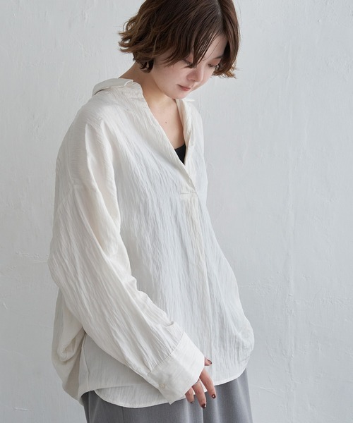 LOHEN ベビーサテンTシャツブラウス　ホワイト タグ付新品未使用】LOHEN ベビーサテンTシャツブラウス ローヘン 白