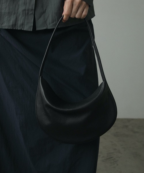 anuke　Leather Round Bag ànuke online store（アンヌーク） / Leather Round BagLeather
