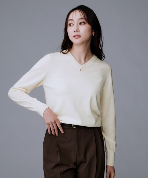 UNTITLED（アンタイトル） ニット セーター 「洗える/ウール100%」V