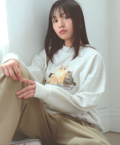 Feroux（フェルゥ） トレーナー スウェット 「洗える」猫ちゃん