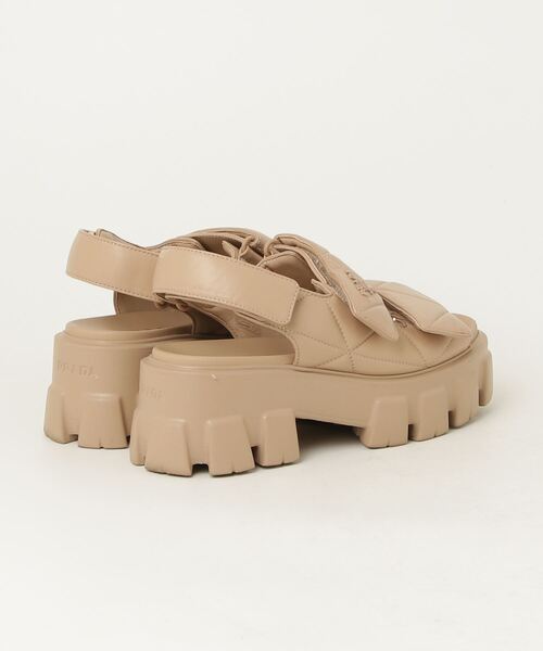 PRADA（プラダ） フラットサンダル 36 ベージュ レディース : ZOZOTOWN