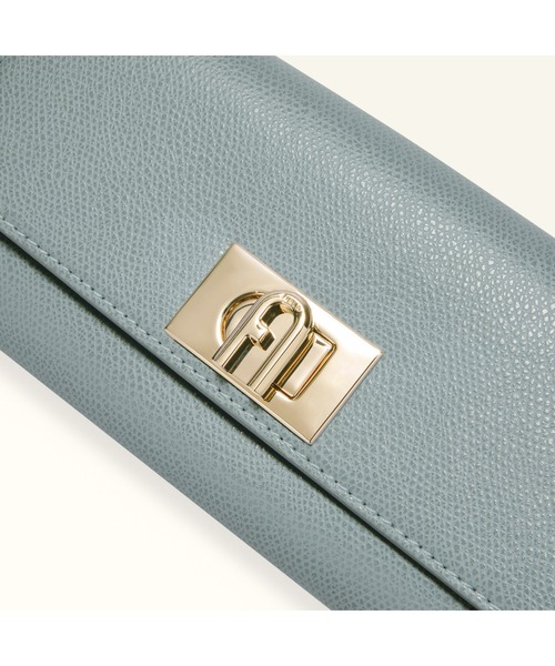 「FURLA」 財布 ONE SIZE ライトオリーブ レディースの画像