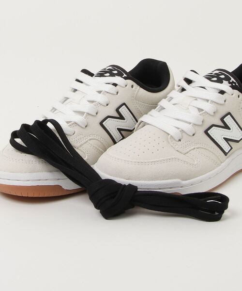 「New Balance」 ローカットスニーカー 24.0cm ブラック×ホワイト レディースの画像