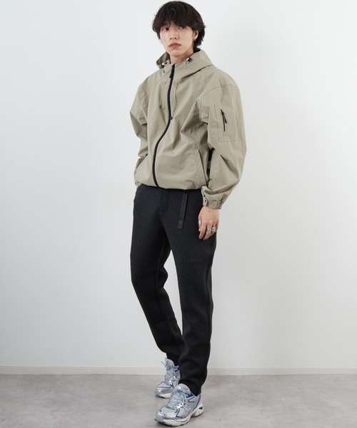 「Gramicci」 クロップドパンツ L チャコールグレー メンズの画像
