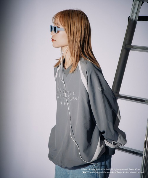 「Reebok」 プルオーバーパーカー MEDIUM グレー レディース_画像5