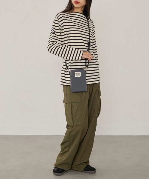 FREDRIK PACKERS（フレドリックパッカーズ） スマホショルダー