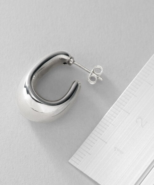 COCOSHNIK ONKITSCH（ココシュニック オンキッチュ） ピアス シルバー