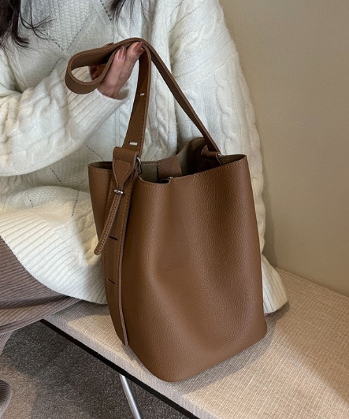ダンヒル TRAVELLAR ワンショルダーバッグ ボディーバッグ 2WAY Dunhill - 美品 ダンヒル レザー 2WAY ボストン バッグ 斜め掛け