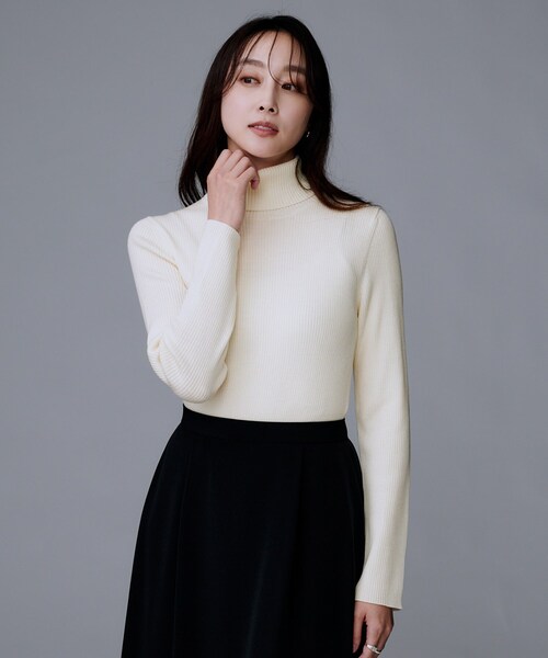 【未使用】Heve ヘイヴ スズランカフ リブニット タートルネック 洗える 白 UNTITLED（アンタイトル） ニット セーター 「洗える/アンサンブル可能