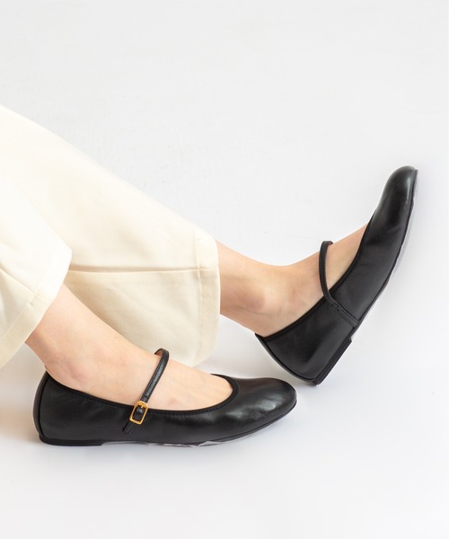 パンプス 「UNISA」フラット　ストラップシューズ カンフーシューズ メリージェーン パンプス バレエ