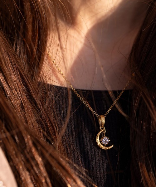 iriebeach アイリービーチ 月と太陽　ハワイアンジュエリーネックレス IRIEBEACH（アイリービーチ） ネックレス MINI sun and moon necklace