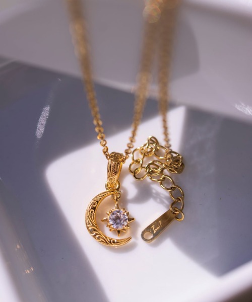 iriebeach アイリービーチ 月と太陽　ハワイアンジュエリーネックレス IRIEBEACH（アイリービーチ） ネックレス MINI sun and moon necklace