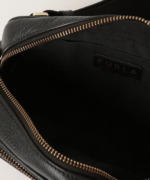 FURLA ショルダーバッグ ブラック FURLA（フルラ） ショルダーバッグ - ブラック レディース : ZOZOTOWN