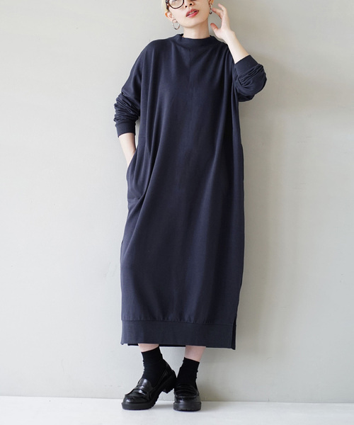 Max&Co 大きいサイズ　シルク100% 総柄シャツワンピース　タック　48 Max&Co 大きいサイズ シルク100% 総柄シャツワンピース タック 48