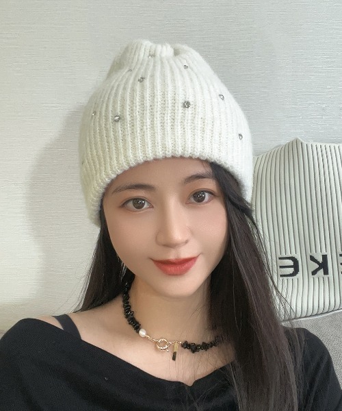 モンクレ　ニット帽　ビーニー　アイボリー　キラキラ MONCLER モンクレール ニット帽 3B00048 M1131 レディース
