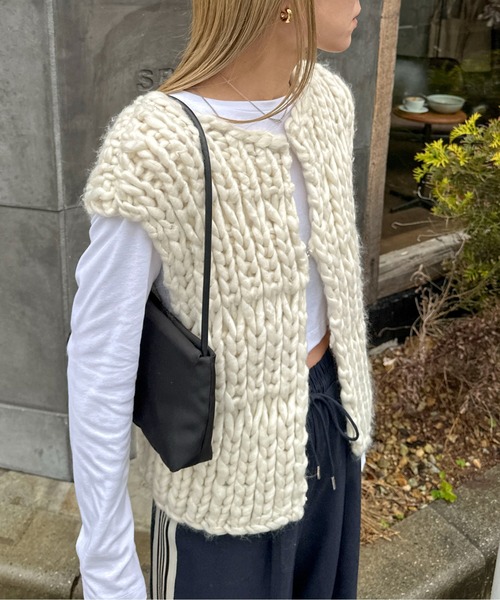 「feepur」 ニットベスト MEDIUM ブラック レディース