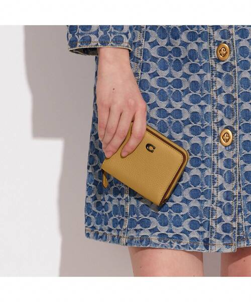 COACH 財布　レディース COACH（コーチ） 財布 ONE イエロー系その他 レディース : ZOZOTOWN