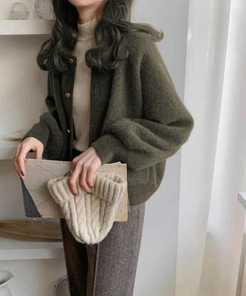 カーディガン ラウンドネック ゴールドボタン ニットカーディガン