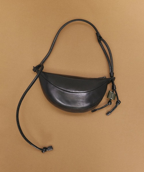 Archivepke（アーカイブエプク） ショルダーバッグ バッグ Small fling