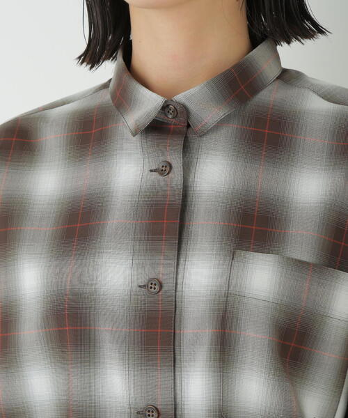 「human woman」 長袖シャツ MEDIUM ブラウン レディースの画像