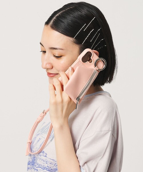 ajew iPhone 17パテントベージュケース　ほぼ未使用 ajew iPhone 17パテントベージュケース ほぼ未使用 - メルカリ