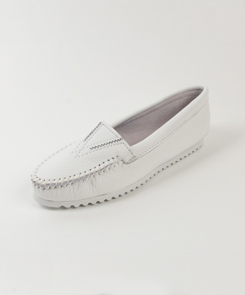 新品デッキシューズ モカシン ミネトンカDEERSKIN GORE FRONT Minnetonka デッキシューズ モカシン 「MINNETONKA/ミネトンカ