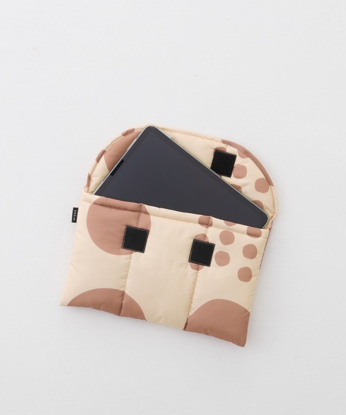392 plus m タブレットケース Quilting Clutch Bag (S) - maru 731864