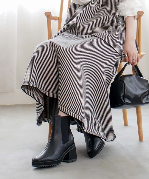 AmiAmi（アミアミ） ブーツ ショートブーツ/スクエアトゥサイドゴア