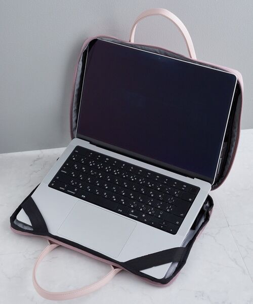 Maison de FLEUR（メゾンドフルール） タブレットケース レザー