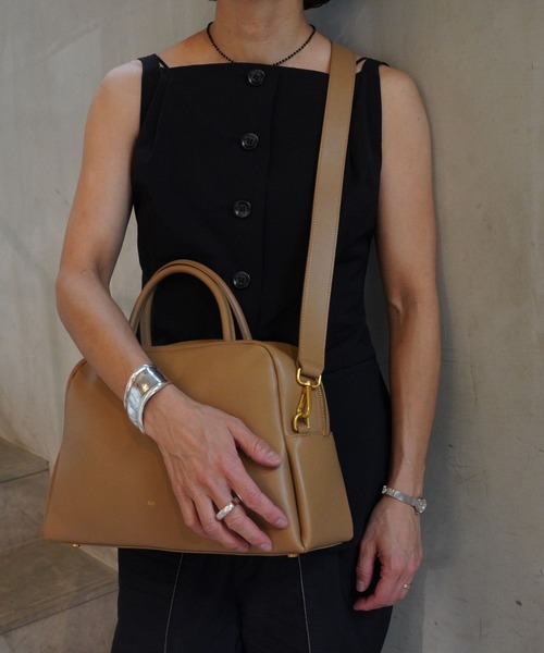 tov - 【新品未使用】トーヴ　HILL - TOTE ヒルトート　ベージュ 新品未使用】トーヴ HILL - TOTE ヒルトート ベージュ - メルカリ