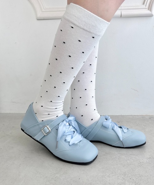 SOLLON.（ソルロン） スニーカー サテンリボンレースアップフラット