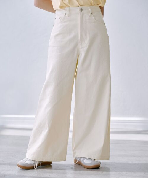 MARNI ホワイト チノパン チノパン COHINA DENIM カラーフレアワイド 「低身長・小柄女性