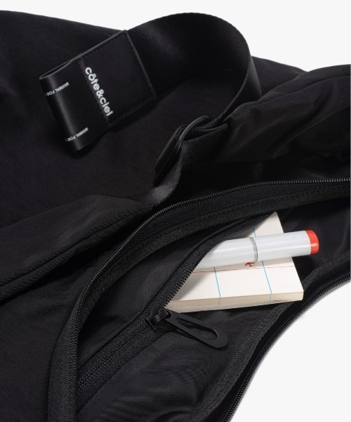 ショルダーバッグ 「cote＆ciel/コートエシエル」 HYCO S SMOOTH BLACK メンズ レディースの画像