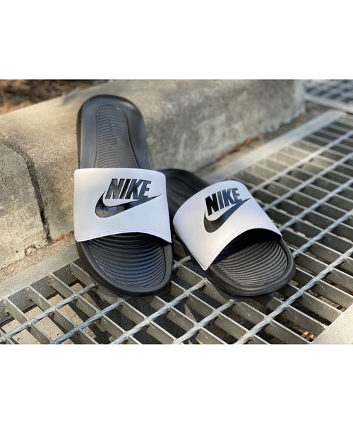 NIKE（ナイキ） スポーツサンダル サンダル ヴィクトリー ワンスライド