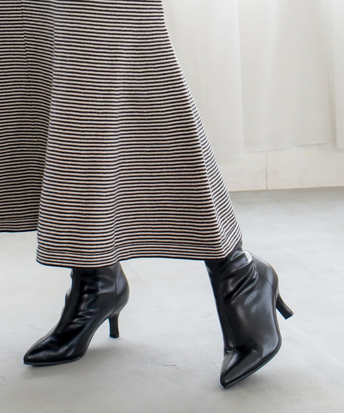 AmiAmi（アミアミ） ブーツ ストレッチポインテッドトゥショートブーツ