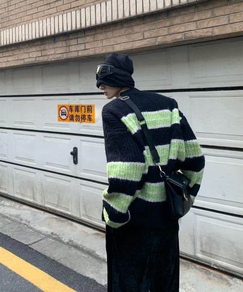 コントラストカラー デザイン セーター 韓国系 t539 MASONPRINCE（メイソンプリンス）の「ラグランデザインレトロ