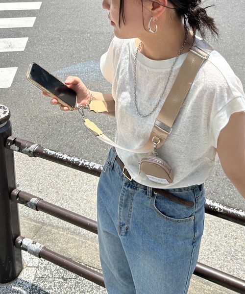 VENCE EXCHANGE ポーチ付きベルトストラップスマホショルダー