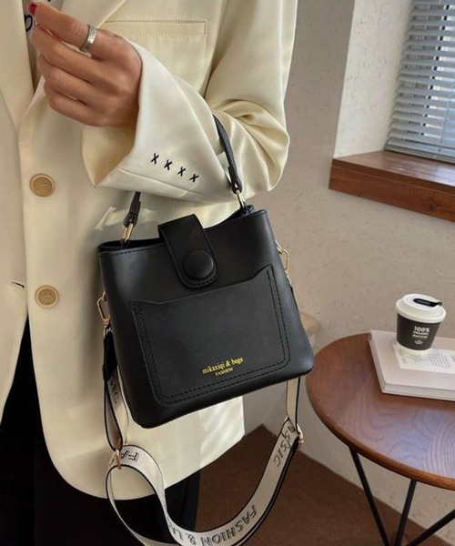 ショルダーバッグ・ポシェット LOGO CROSSBODY TOTE BAG pumpkin port ショルダーバッグ バッグ ロゴショルダーベルト