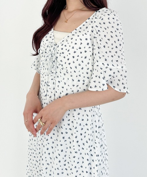 ADORE ホワイト 半袖ワンピース 楽天市場】【SALE／60%OFF】◇サークルチェックレースワンピース