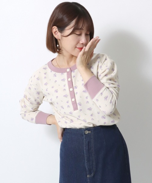 JEMORGAN（ジェーイーモーガン） tシャツ ワッフル花柄ヘンリーネック