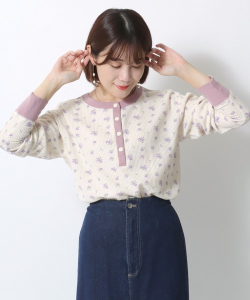 JEMORGAN（ジェーイーモーガン） tシャツ ワッフル花柄ヘンリーネック