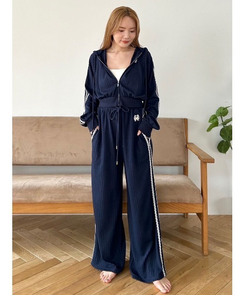 SNIDEL  デザインカットスウェットパンツ・フードパーカーセット SNIDEL HOME パジャマ ルームウェア デザインカットスウェット