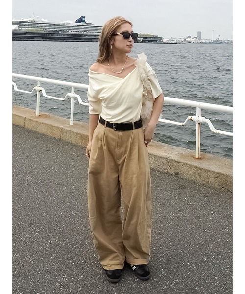 Ungrid tシャツ タックデザインオフショルTee レディース