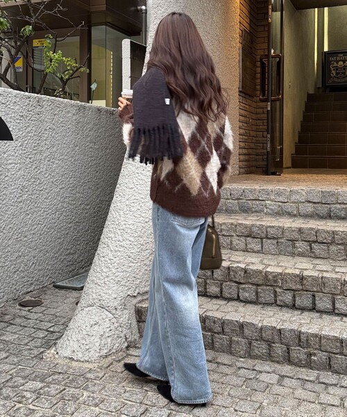 fredy emue（フレディエミュ） ニット セーター アーガイル柄起毛V