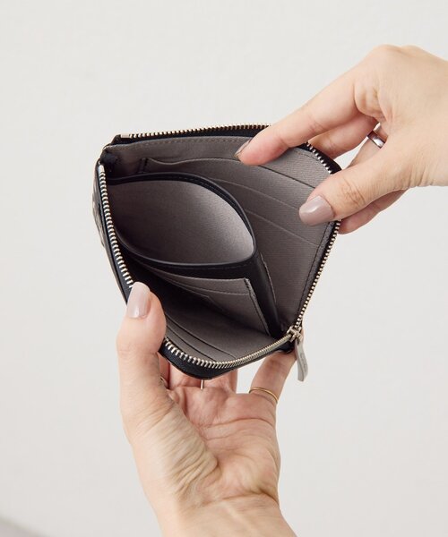 ear PAPILLONNER（イア パピヨネ） 財布 「kawa-kawa(カワカワ