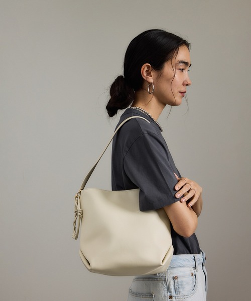 SALON adam et rope' ショルダーバッグ バッグ スプリットレザー